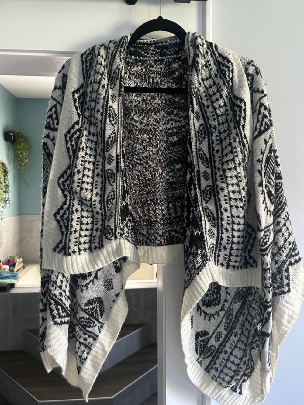 Charlotte Russe Black and White Open-Front Knit Poncho Cardigan